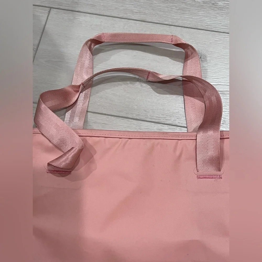 HYDRO FLASK :: TOTE